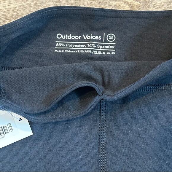 Outdoor Voices 10” Warm Up Short Size XS - Picture 7 of 7